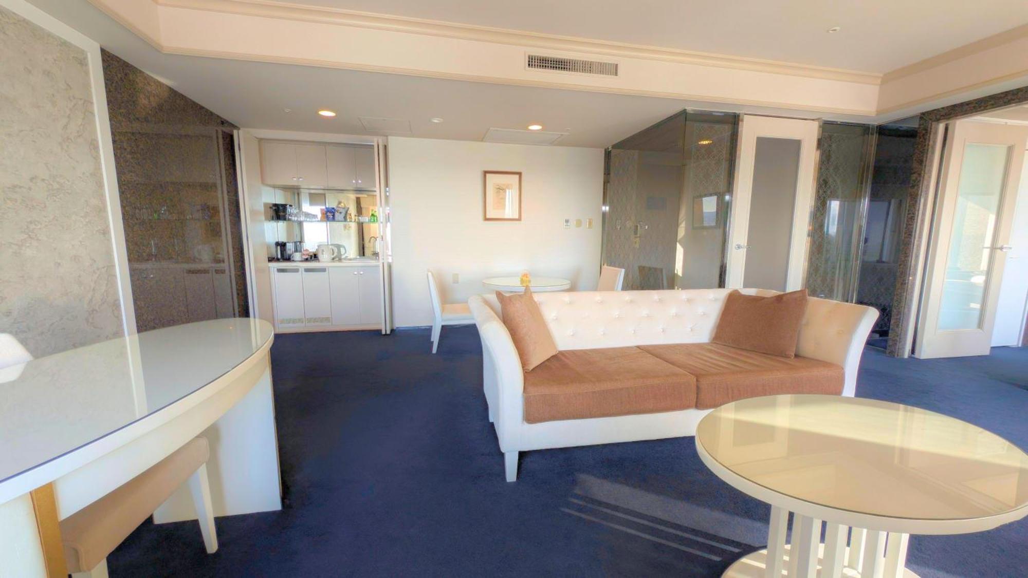 Premier Hotel Nakajima Park Sapporo Zewnętrze zdjęcie A suite at the hotel